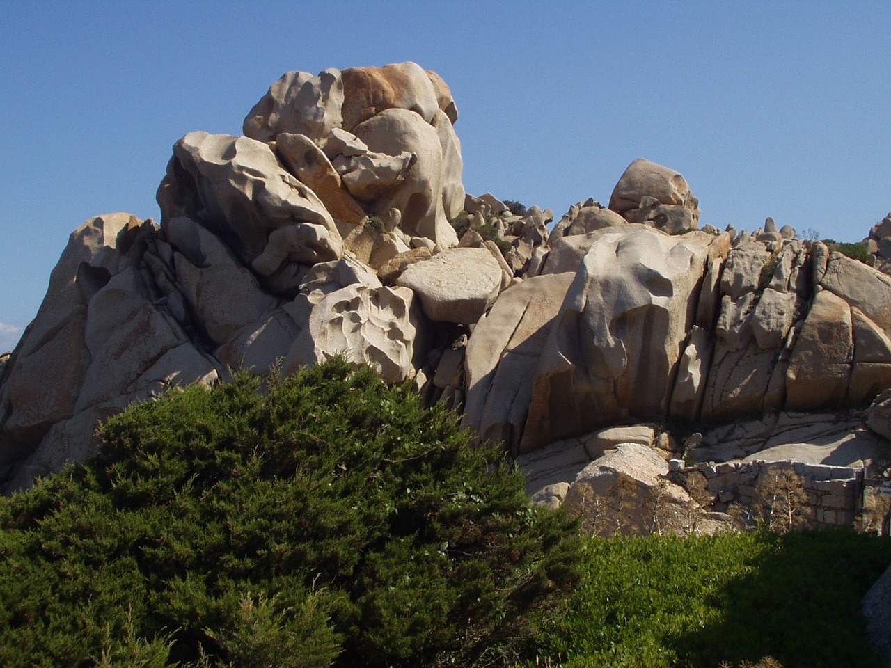 Tour Sardegna 7 granite-748_1280